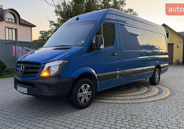 Синій Мерседес Sprinter, об'ємом двигуна 2.2 л та пробігом 280 тис. км за 18799 $, фото 52 на Automoto.ua