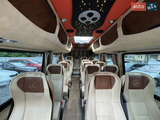 Синий Мерседес Sprinter, объемом двигателя 2.99 л и пробегом 388 тыс. км за 55000 $, фото 30 на Automoto.ua