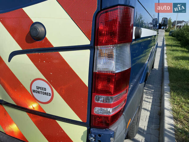 Синий Мерседес Sprinter, объемом двигателя 2.2 л и пробегом 199 тыс. км за 15500 $, фото 11 на Automoto.ua