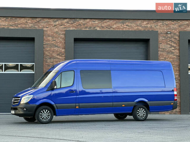 Синий Мерседес Sprinter, объемом двигателя 3 л и пробегом 351 тыс. км за 31600 $, фото 1 на Automoto.ua