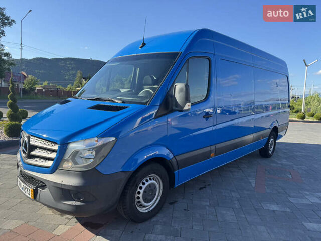 Синий Мерседес Sprinter, объемом двигателя 3 л и пробегом 267 тыс. км за 36010 $, фото 2 на Automoto.ua