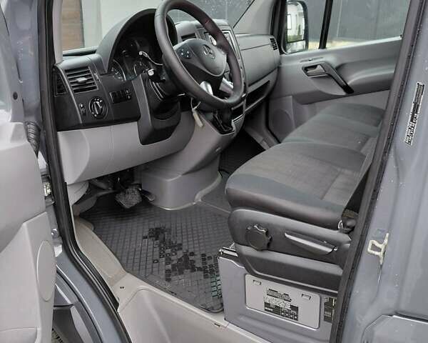 Синій Мерседес Sprinter, об'ємом двигуна 3 л та пробігом 422 тис. км за 34000 $, фото 17 на Automoto.ua