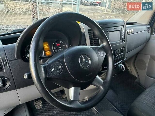 Синий Мерседес Sprinter, объемом двигателя 2.2 л и пробегом 228 тыс. км за 18500 $, фото 12 на Automoto.ua