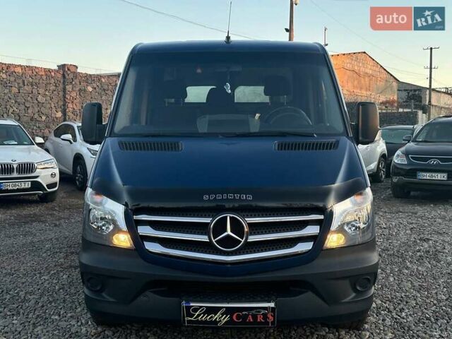 Синий Мерседес Sprinter, объемом двигателя 2.2 л и пробегом 228 тыс. км за 18500 $, фото 1 на Automoto.ua