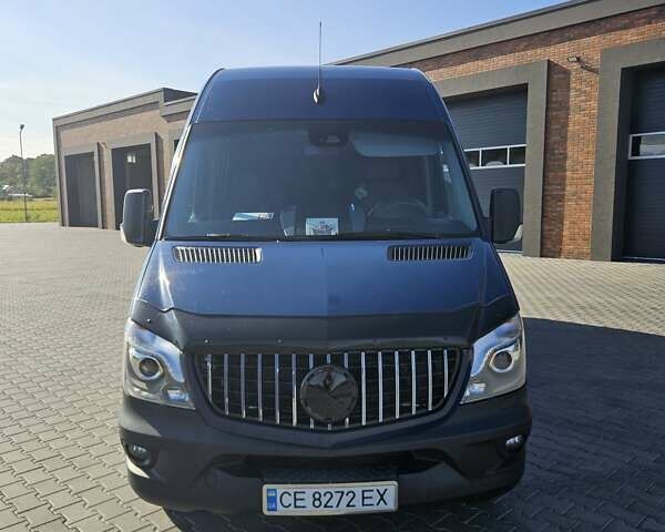 Синий Мерседес Sprinter, объемом двигателя 2.14 л и пробегом 636 тыс. км за 36000 $, фото 1 на Automoto.ua