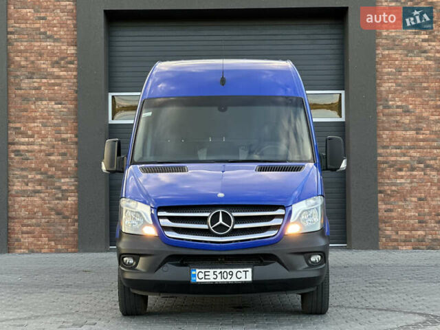 Синий Мерседес Sprinter, объемом двигателя 3 л и пробегом 351 тыс. км за 31600 $, фото 4 на Automoto.ua