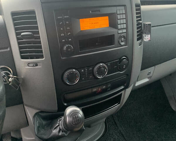 Синій Мерседес Sprinter, об'ємом двигуна 2.14 л та пробігом 156 тис. км за 19800 $, фото 15 на Automoto.ua