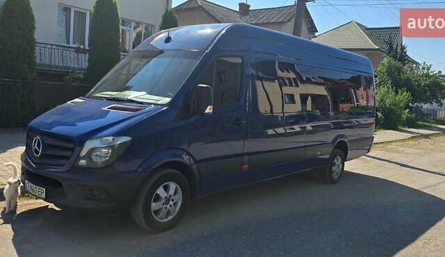 Синий Мерседес Sprinter, объемом двигателя 2.14 л и пробегом 100 тыс. км за 25000 $, фото 11 на Automoto.ua
