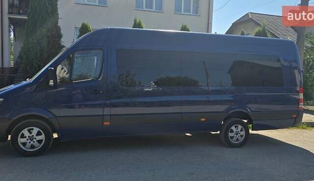 Синий Мерседес Sprinter, объемом двигателя 2.14 л и пробегом 100 тыс. км за 25000 $, фото 6 на Automoto.ua