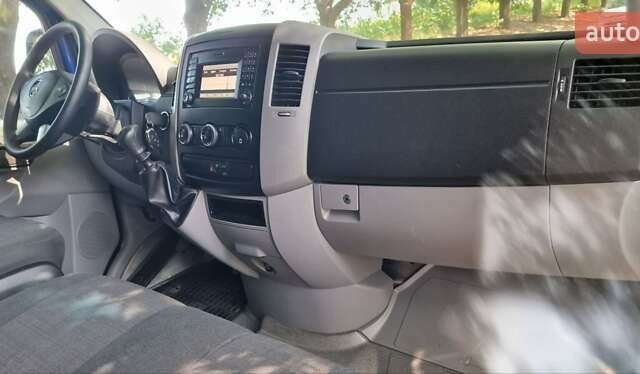 Синий Мерседес Sprinter, объемом двигателя 3 л и пробегом 293 тыс. км за 31800 $, фото 36 на Automoto.ua