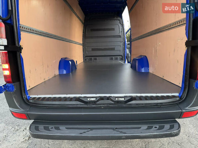 Синий Мерседес Sprinter, объемом двигателя 2.2 л и пробегом 297 тыс. км за 21900 $, фото 30 на Automoto.ua