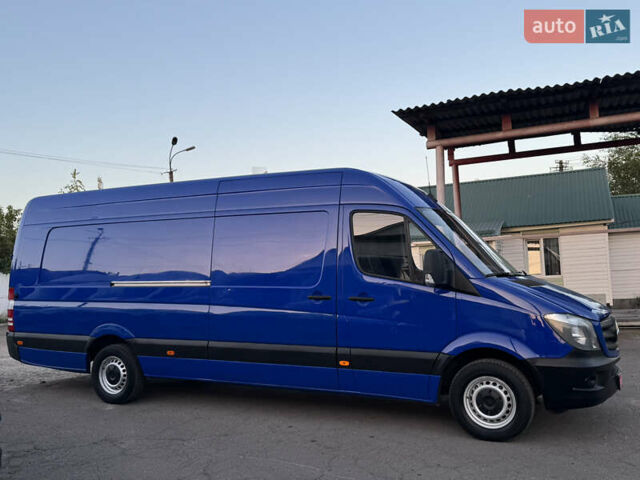 Синий Мерседес Sprinter, объемом двигателя 2.2 л и пробегом 297 тыс. км за 21900 $, фото 7 на Automoto.ua