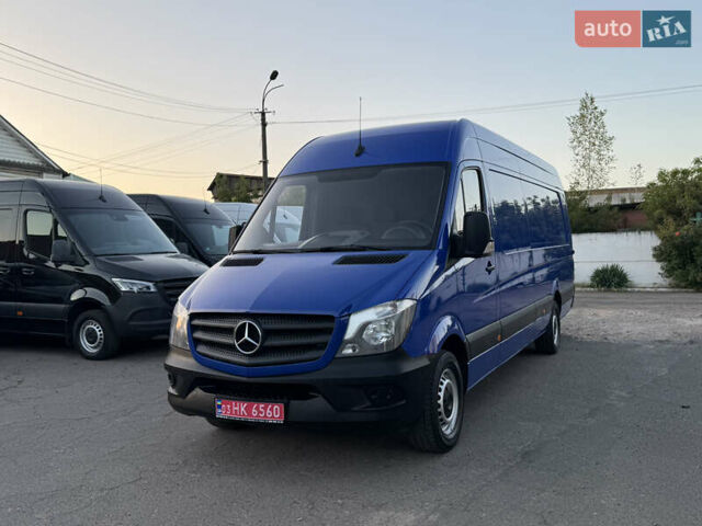 Синий Мерседес Sprinter, объемом двигателя 2.2 л и пробегом 297 тыс. км за 21900 $, фото 3 на Automoto.ua