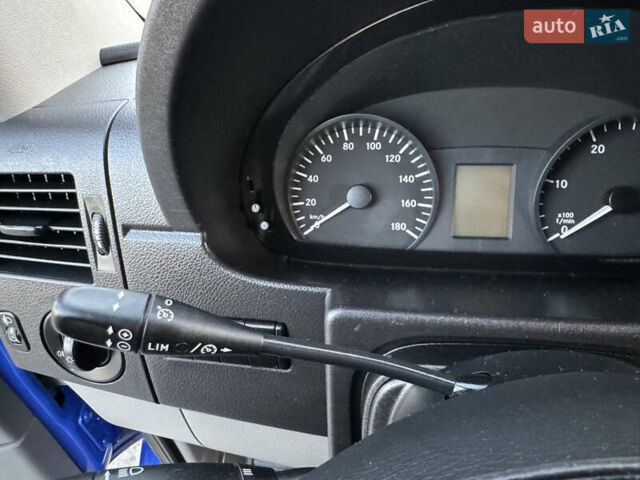 Синий Мерседес Sprinter, объемом двигателя 2.2 л и пробегом 297 тыс. км за 21900 $, фото 19 на Automoto.ua