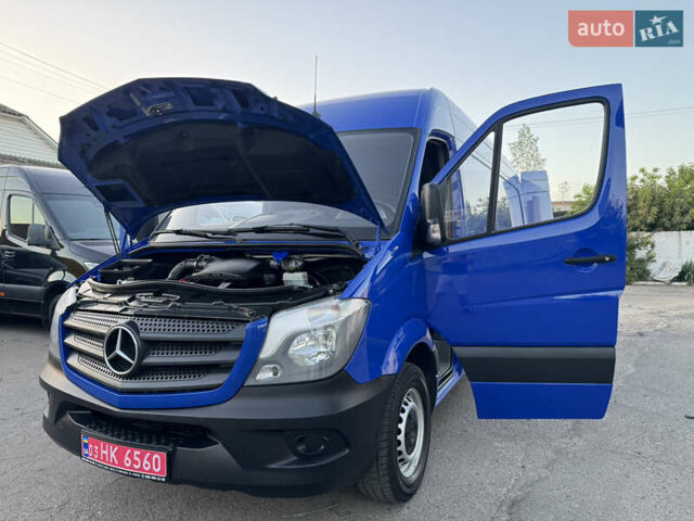 Синий Мерседес Sprinter, объемом двигателя 2.2 л и пробегом 297 тыс. км за 21900 $, фото 33 на Automoto.ua