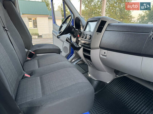 Синий Мерседес Sprinter, объемом двигателя 2.2 л и пробегом 297 тыс. км за 21900 $, фото 24 на Automoto.ua