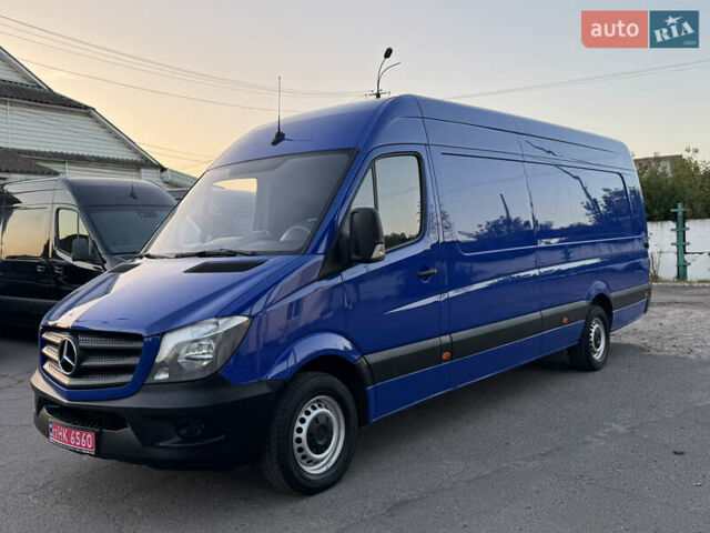 Синий Мерседес Sprinter, объемом двигателя 2.2 л и пробегом 297 тыс. км за 21900 $, фото 1 на Automoto.ua