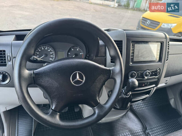 Синий Мерседес Sprinter, объемом двигателя 2.2 л и пробегом 297 тыс. км за 21900 $, фото 17 на Automoto.ua