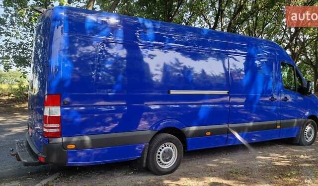 Синий Мерседес Sprinter, объемом двигателя 3 л и пробегом 293 тыс. км за 31800 $, фото 44 на Automoto.ua