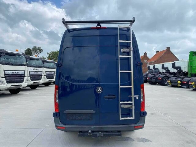 Синий Мерседес Sprinter, объемом двигателя 2.2 л и пробегом 40 тыс. км за 21900 $, фото 5 на Automoto.ua
