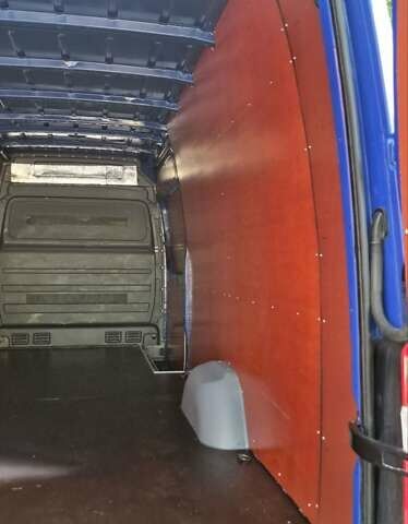 Синий Мерседес Sprinter, объемом двигателя 3 л и пробегом 293 тыс. км за 31800 $, фото 34 на Automoto.ua