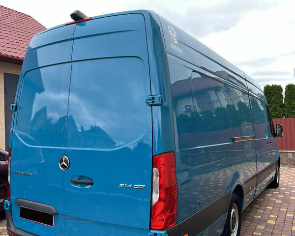 Синий Мерседес Sprinter, объемом двигателя 2.2 л и пробегом 288 тыс. км за 32000 $, фото 10 на Automoto.ua