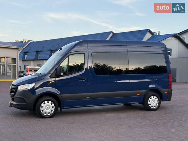 Синий Мерседес Sprinter, объемом двигателя 2.2 л и пробегом 271 тыс. км за 25999 $, фото 10 на Automoto.ua