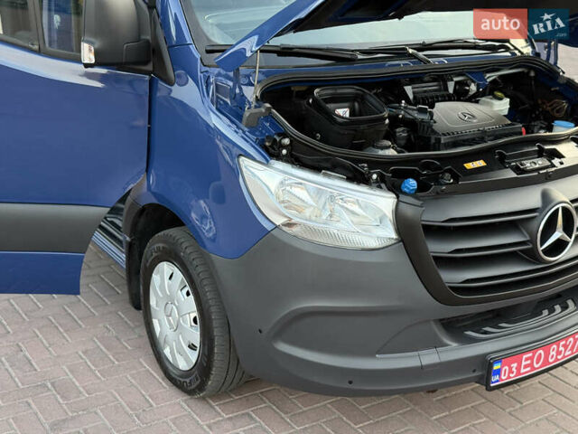 Синий Мерседес Sprinter, объемом двигателя 2.2 л и пробегом 271 тыс. км за 25999 $, фото 48 на Automoto.ua