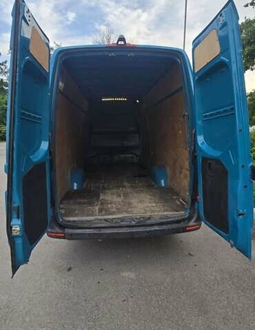Синий Мерседес Sprinter, объемом двигателя 0 л и пробегом 290 тыс. км за 27796 $, фото 10 на Automoto.ua