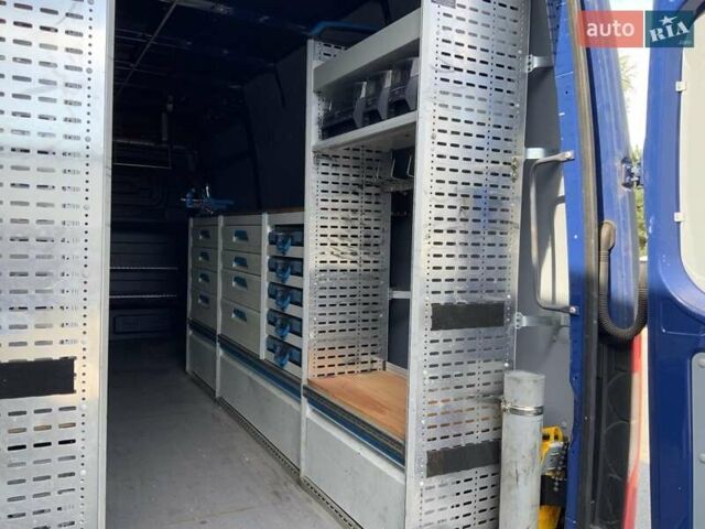 Синий Мерседес Sprinter, объемом двигателя 2.99 л и пробегом 167 тыс. км за 44500 $, фото 7 на Automoto.ua