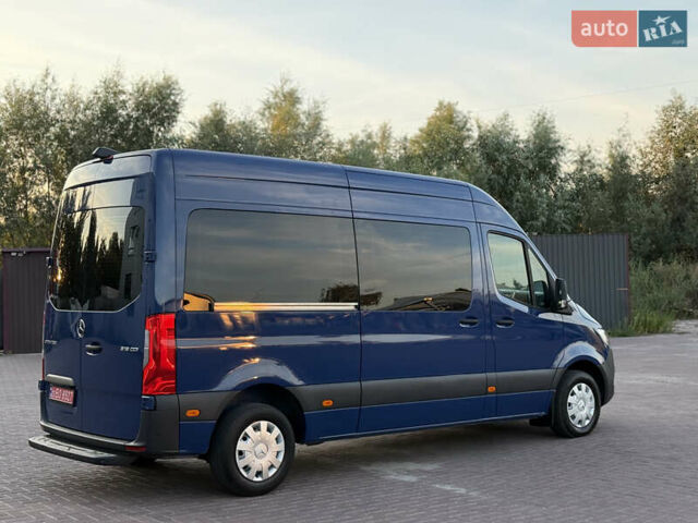Синий Мерседес Sprinter, объемом двигателя 2.2 л и пробегом 271 тыс. км за 25999 $, фото 19 на Automoto.ua