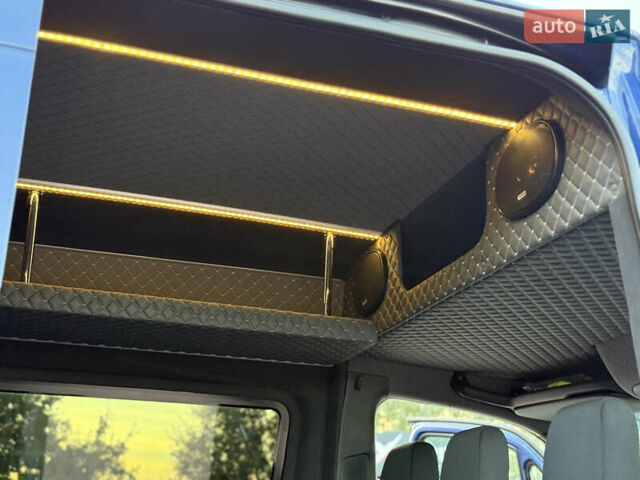 Синий Мерседес Sprinter, объемом двигателя 2.2 л и пробегом 271 тыс. км за 25999 $, фото 38 на Automoto.ua