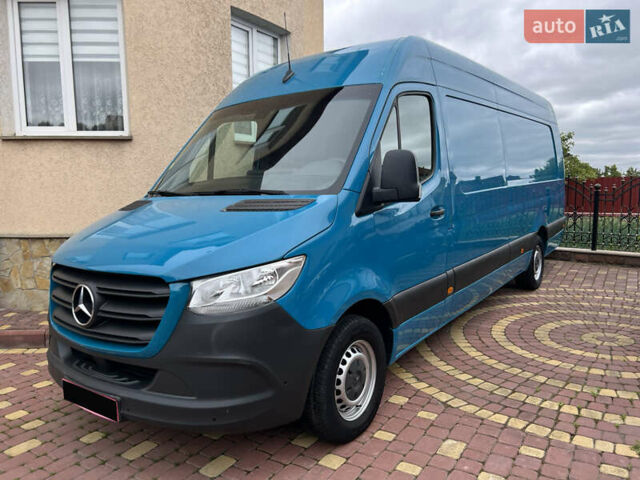 Синий Мерседес Sprinter, объемом двигателя 2.2 л и пробегом 288 тыс. км за 32000 $, фото 2 на Automoto.ua
