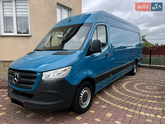 Синий Мерседес Sprinter, объемом двигателя 2.2 л и пробегом 288 тыс. км за 32000 $, фото 3 на Automoto.ua