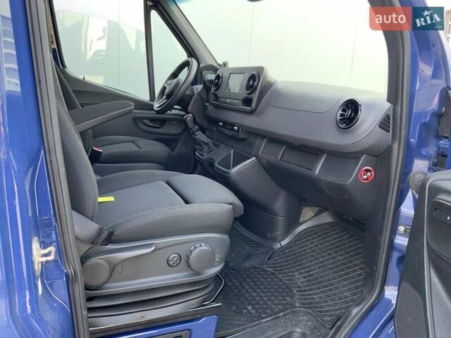 Синий Мерседес Sprinter, объемом двигателя 2.99 л и пробегом 167 тыс. км за 44500 $, фото 11 на Automoto.ua