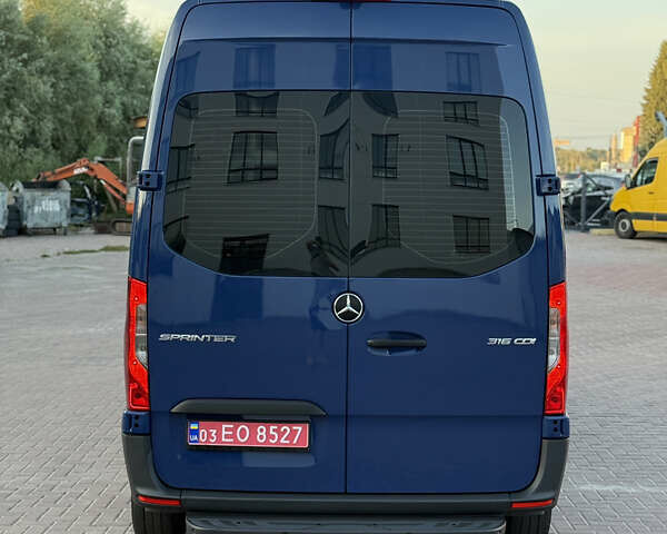 Синий Мерседес Sprinter, объемом двигателя 2.2 л и пробегом 271 тыс. км за 25999 $, фото 16 на Automoto.ua