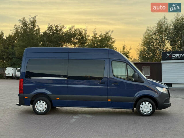 Синий Мерседес Sprinter, объемом двигателя 2.2 л и пробегом 271 тыс. км за 25999 $, фото 21 на Automoto.ua