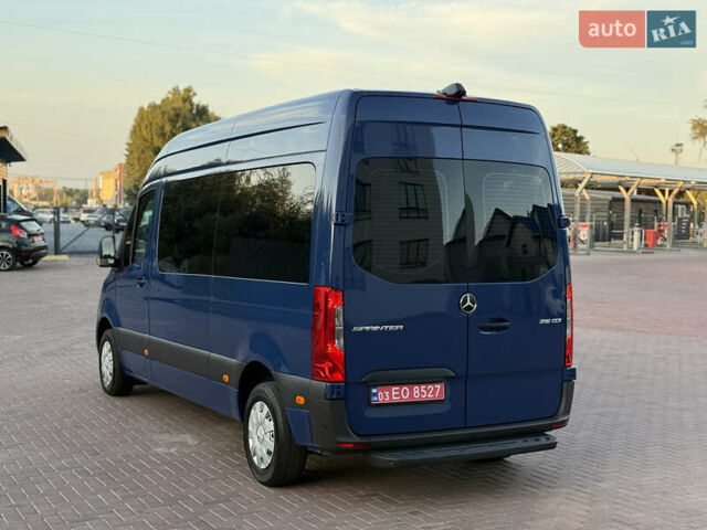 Синий Мерседес Sprinter, объемом двигателя 2.2 л и пробегом 271 тыс. км за 25999 $, фото 14 на Automoto.ua