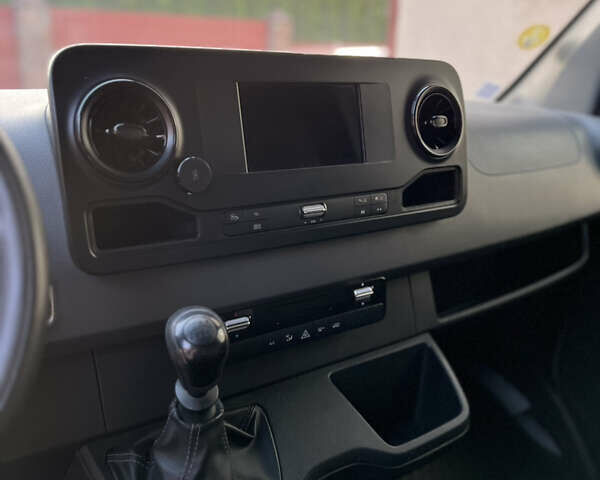 Синій Мерседес Sprinter, об'ємом двигуна 2.1 л та пробігом 288 тис. км за 32000 $, фото 21 на Automoto.ua