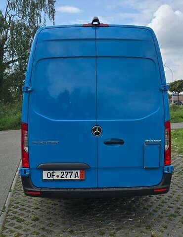 Синий Мерседес Sprinter, объемом двигателя 0 л и пробегом 350 тыс. км за 26500 $, фото 7 на Automoto.ua