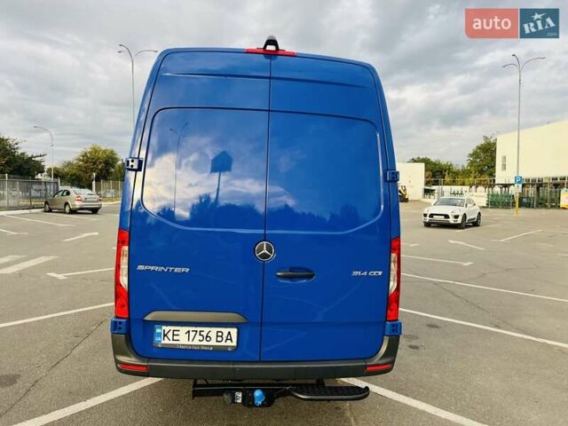 Синий Мерседес Sprinter, объемом двигателя 2.14 л и пробегом 220 тыс. км за 29000 $, фото 8 на Automoto.ua