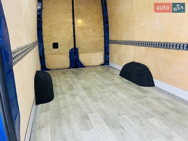Синий Мерседес Sprinter, объемом двигателя 2.14 л и пробегом 220 тыс. км за 29000 $, фото 24 на Automoto.ua