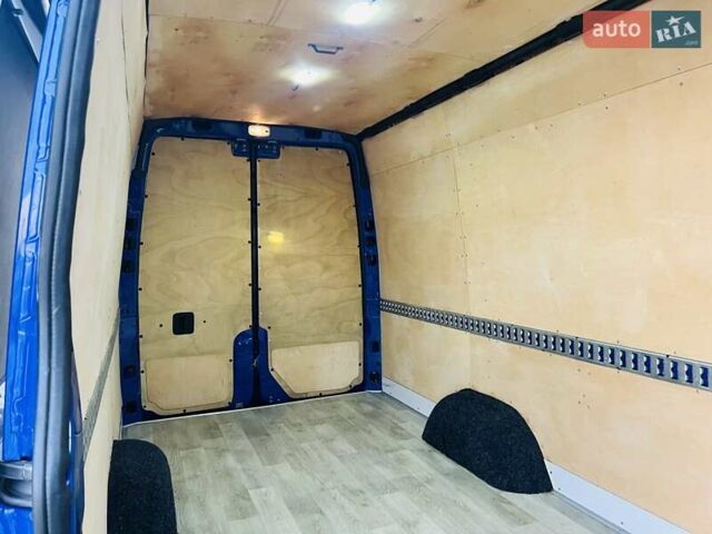 Синий Мерседес Sprinter, объемом двигателя 2.14 л и пробегом 220 тыс. км за 29000 $, фото 28 на Automoto.ua