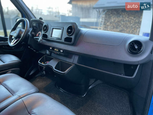 Синий Мерседес Sprinter, объемом двигателя 2.14 л и пробегом 346 тыс. км за 35400 $, фото 27 на Automoto.ua