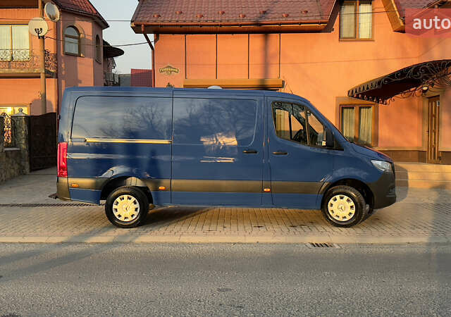 Синий Мерседес Sprinter, объемом двигателя 2.2 л и пробегом 252 тыс. км за 26474 $, фото 22 на Automoto.ua