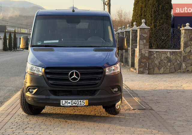Синий Мерседес Sprinter, объемом двигателя 2.2 л и пробегом 252 тыс. км за 26474 $, фото 14 на Automoto.ua