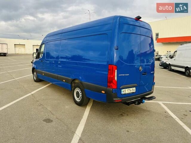 Синий Мерседес Sprinter, объемом двигателя 2.14 л и пробегом 220 тыс. км за 29000 $, фото 9 на Automoto.ua