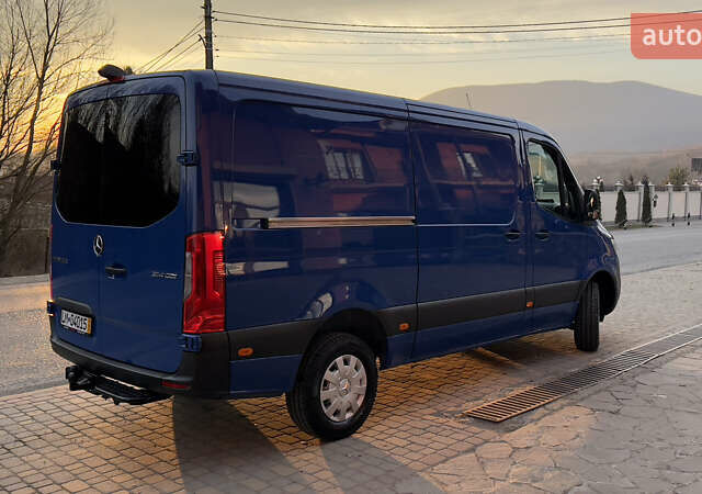 Синий Мерседес Sprinter, объемом двигателя 2.2 л и пробегом 252 тыс. км за 26800 $, фото 38 на Automoto.ua