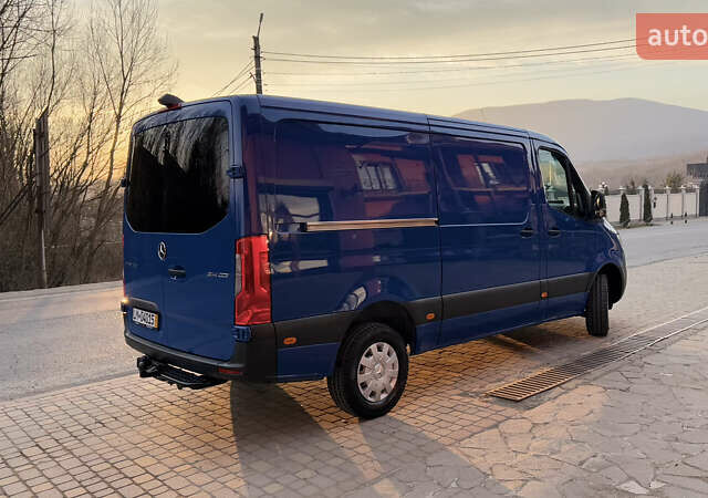 Синий Мерседес Sprinter, объемом двигателя 2.2 л и пробегом 252 тыс. км за 26474 $, фото 35 на Automoto.ua