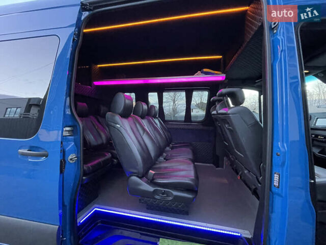 Синий Мерседес Sprinter, объемом двигателя 2.14 л и пробегом 346 тыс. км за 35400 $, фото 30 на Automoto.ua